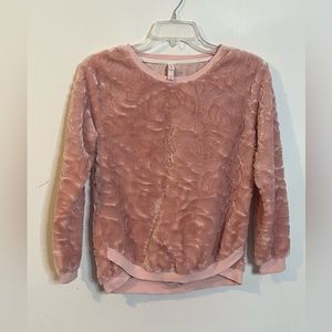 Xhilaration Soft & Fluffy Rose Embossed Sweatshirt Large